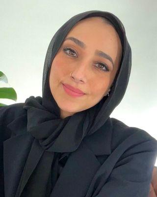 Photo of Nadiah Sidik, Registered Psychotherapist, MMFT