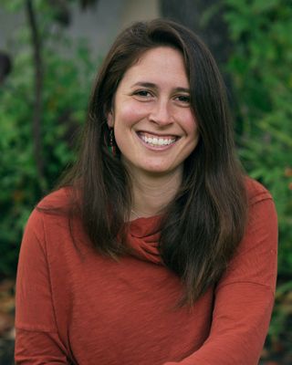 Photo of Abby Sophir, Pre-Licensed Professional, MS, PCLC