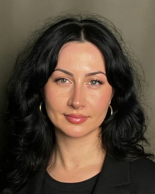 Photo of Bahar Payandeh, Psychologist, LP