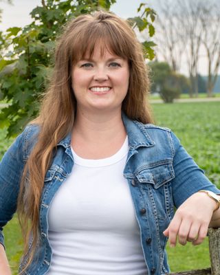 Photo of Heather Scott, BSW, MSW, Registered Social Worker