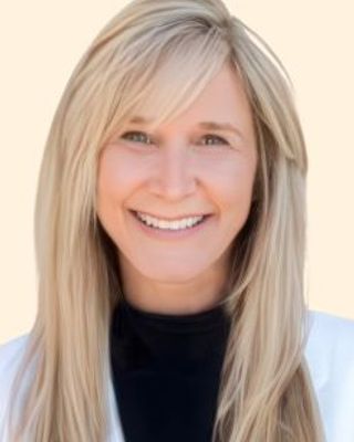 Photo of Dawn McCarty, Psychiatric Nurse Practitioner, MSN, PMHNP