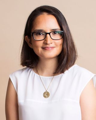 Photo of Karolina Olofsson, Psychotherapist, DCounsPsych, MBACP