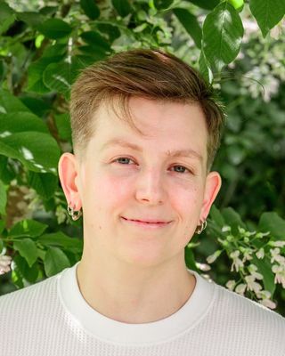 Photo of Sj Vriend, Registered Psychotherapist, MA, RP, CCC