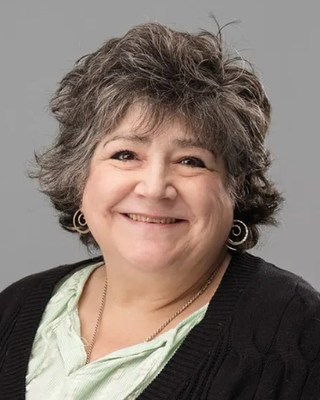 Photo of Julie Escareño, Clinical Social Work/Therapist, LMSW