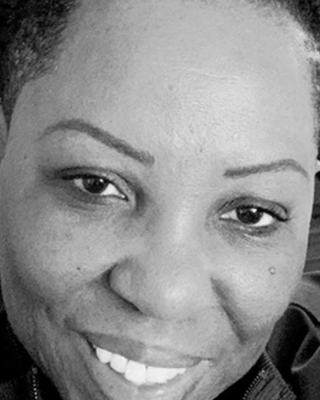 Photo of Andrea Grimshaw, Psychiatric Nurse Practitioner