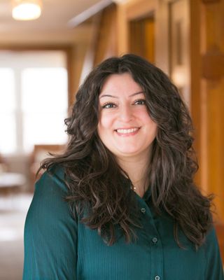 Photo of Emily Lavin, Marriage & Family Therapist, LMFT, CCTP