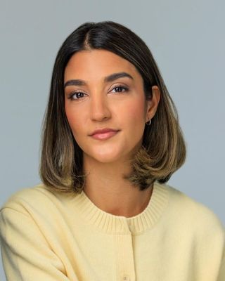 Photo of Dr Jasmine Shingadia, Psychologist, DCounsPsych, HCPC - Couns. Psych.