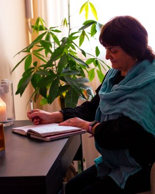 Photo of Anne C Devlin, Psychotherapist, Pre-Accredited Member IACP