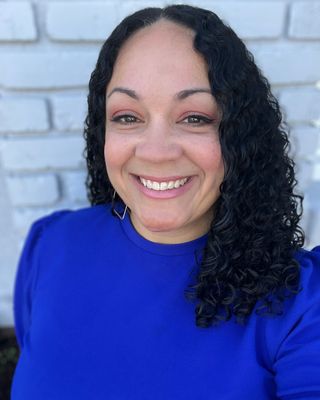 Photo of Shantae Bennett, Marriage & Family Therapist, MS, LMFT, LPCC