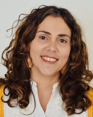 Photo of Sara Taveira - Online Therapy NZ, MA, Psychologist