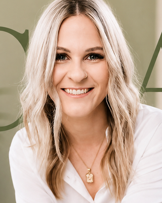 Photo of Stephanie Scott, Marriage & Family Therapist, MA