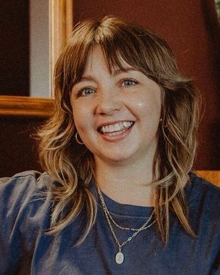 Photo of Allison Esau, Registered Psychotherapist, BA, MEd, RCC, CCC