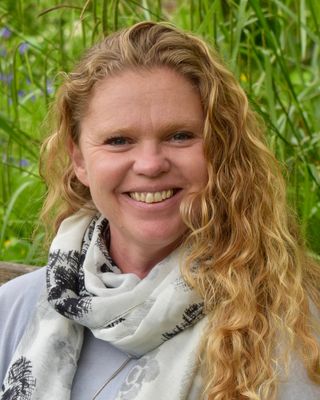 Photo of Shelley Davey, Counsellor, MBACP