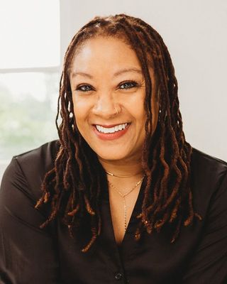 Photo of Dr. Leslie Davis, Counselor, PhD, LCPC, NCC