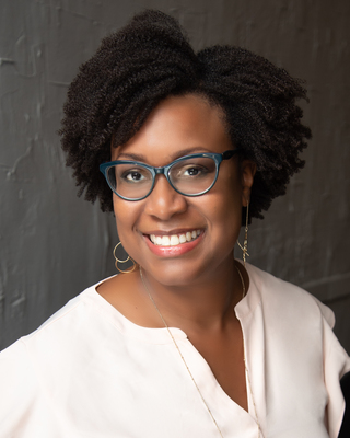 Photo of Corliss Ivy, Counselor in Illinois