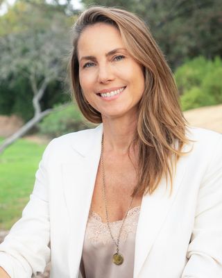 Photo of Elizabeth Weiner, Marriage & Family Therapist, LMFT