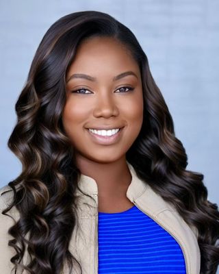 Photo of Lemoya Bennett, Psychiatric Nurse Practitioner, PMHNP, BC