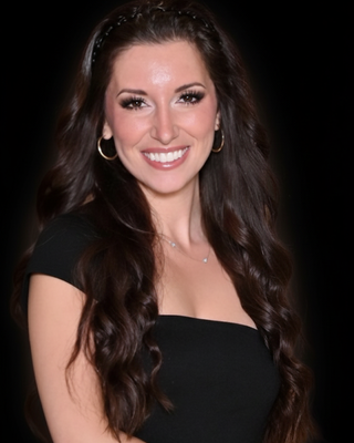 Photo of Jenni Manganiello, Licensed Professional Counselor, MA, LPC, NCC