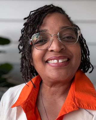Photo of Linda M Williams, Clinical Social Work/Therapist, LCSW, CCTP, CVMHP