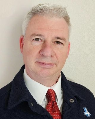 Photo of Robert Kay, Pre-Licensed Professional, LMSW US