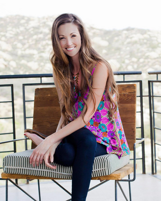 Photo of Kim Daniels, Mental Health Counselor, LMHC, EMDR-C