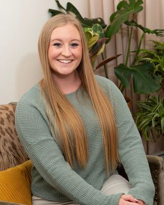 Photo of Kelsie Kinsella, Registered Psychotherapist (Qualifying), MACP, RP