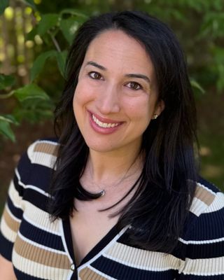 Photo of Emily Lindon, Psychologist, PsyD