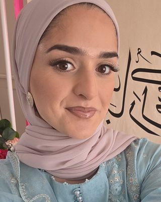 Photo of Zahra Mushtaq, Psychotherapist, MBABCP
