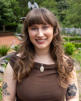 Photo of Hannah Kepes, Pre-Licensed Professional, MSW