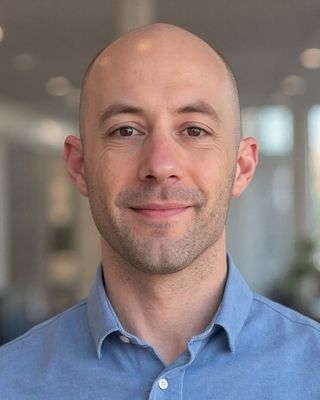 Photo of Gideon Javna, Clinical Social Work/Therapist, LCSW