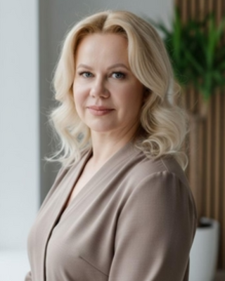Photo of Valentina Ira, Psychiatric Nurse Practitioner, PMHNP