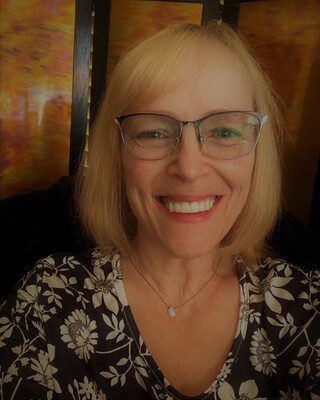 Photo of Sharon L Bonn, LCSW, Clinical Social Work/Therapist