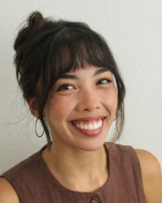 Photo of Kiana Diniz, Marriage & Family Therapist, MA, LMFT