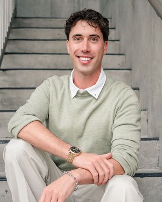 Photo of Hudson Lennie, MA, BSc, RCC