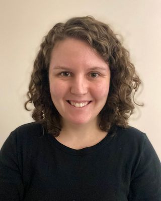 Photo of Lauren Beattie, Registered Psychotherapist, MA, BA, CYW
