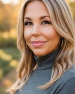 Photo of Amy Donahue, Licensed Professional Counselor, LPC