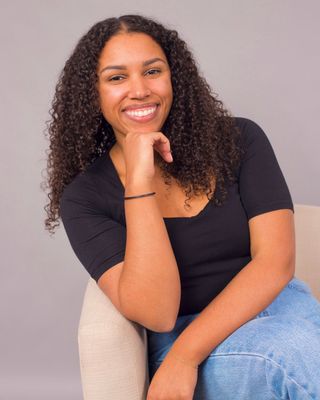 Photo of Aysla Soares, Clinical Social Work/Therapist, LICSW