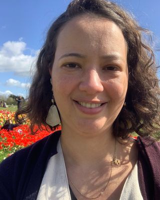 Photo of Patricia Oliveira, Psychotherapist, MA, MBACP