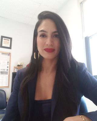 Photo of Rosa M. Guzman (Deaf), Clinical Social Work/Therapist, MA & CT, LICSW, LCSW