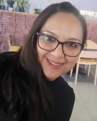 Foto de Verónica Valdez Hernández - Verónica Valdez Hernández, Psicoterapeuta, Dr. en Psicología